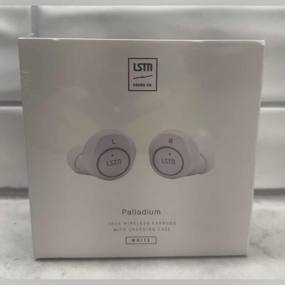 Palladium True Wireless Earbuds - White